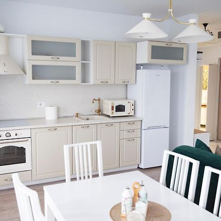 Elis Apartment By Oasis Homes Oradea Luaran gambar