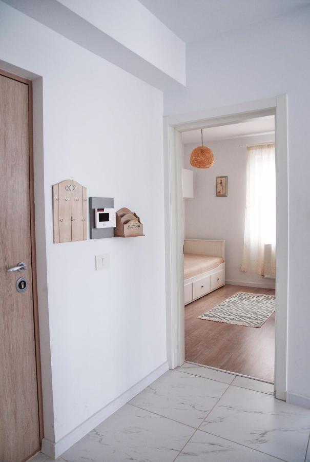 Elis Apartment By Oasis Homes Oradea Luaran gambar