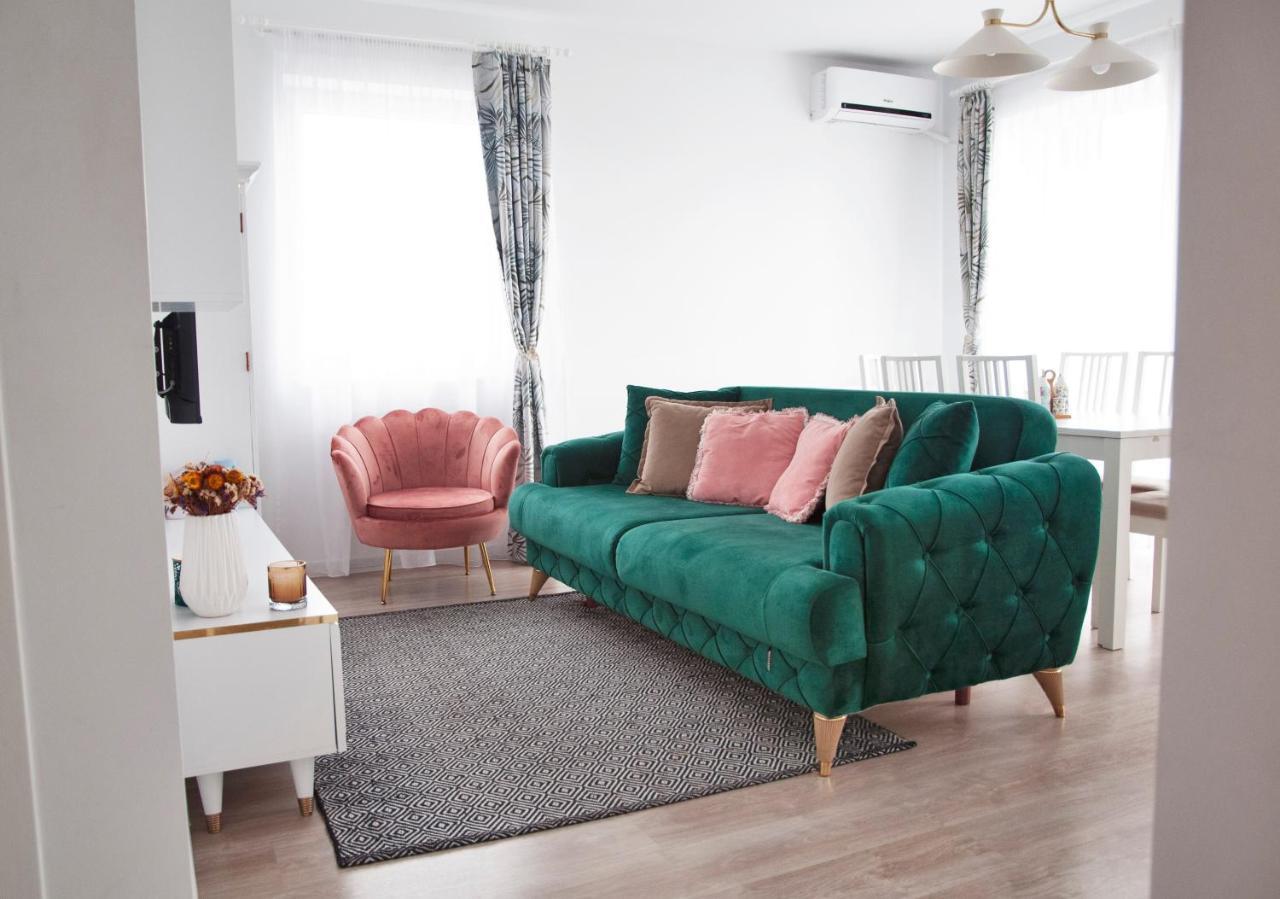Elis Apartment By Oasis Homes Oradea Luaran gambar