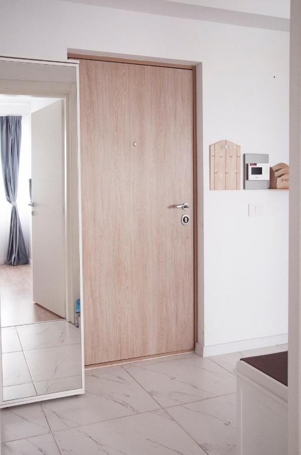 Elis Apartment By Oasis Homes Oradea Luaran gambar